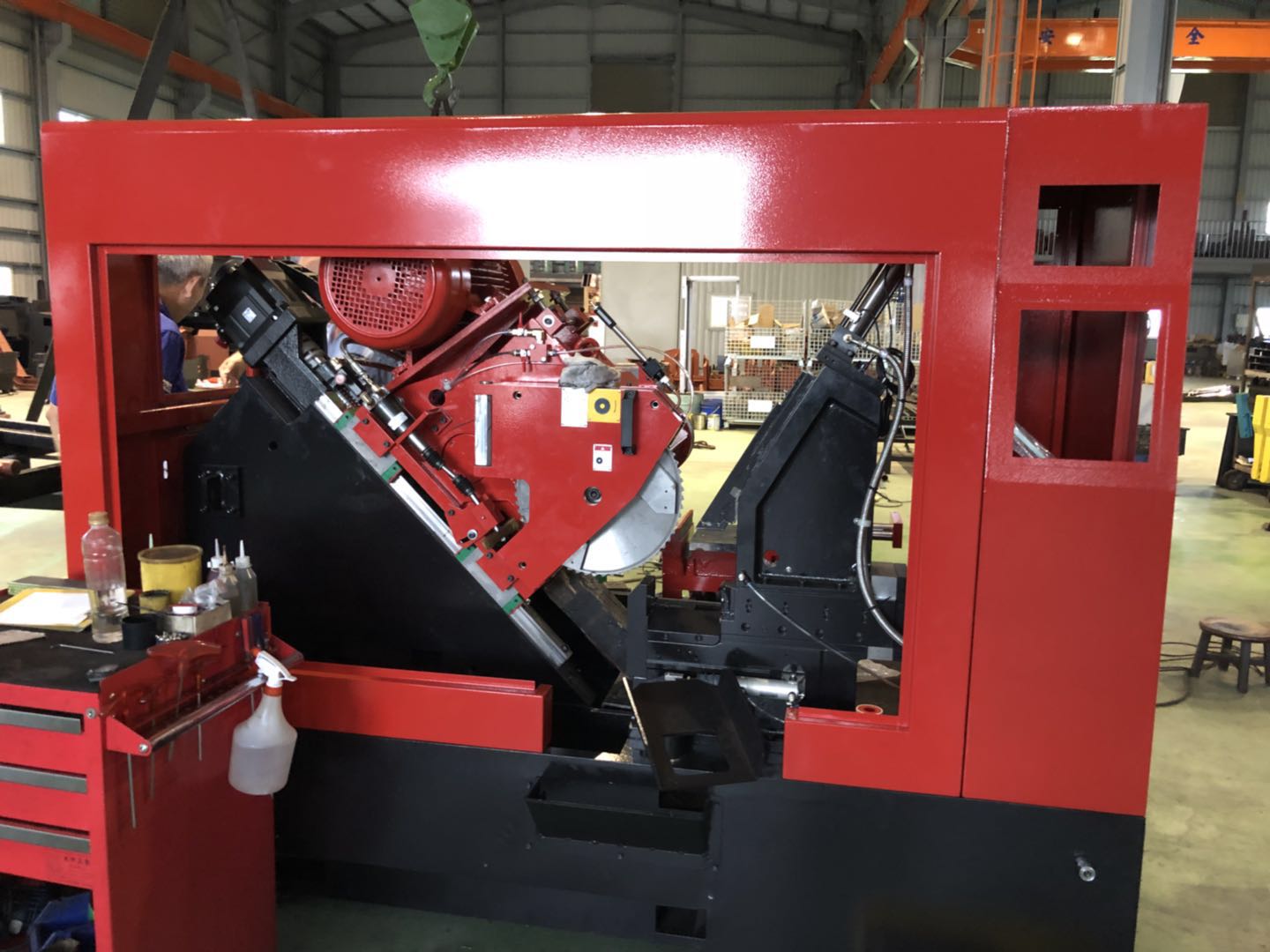 圓鋸機憑什么取代帶鋸機？